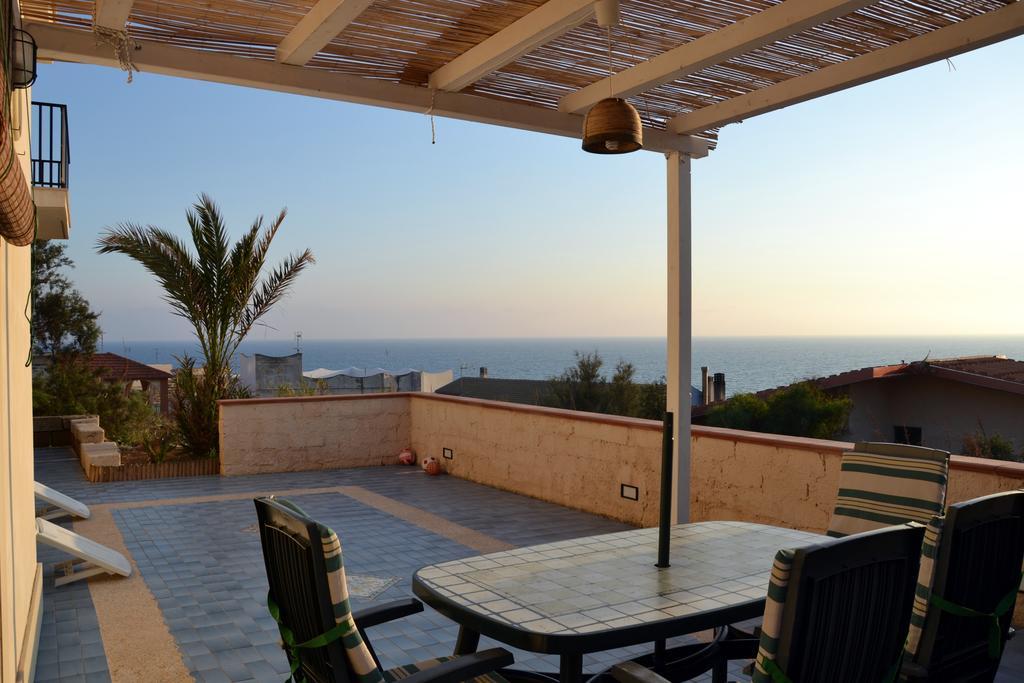 Le Terrazze Sul Mare Villa Cava d'Aliga Exterior photo